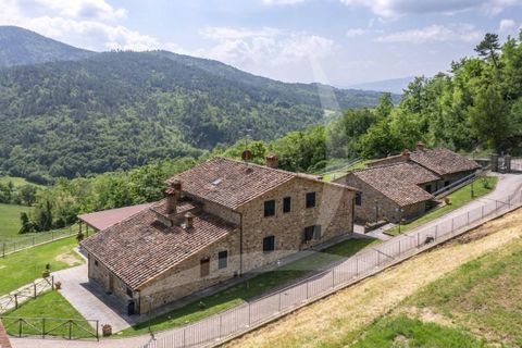 Farm hus i Sansepolcro, Arezzo, Sansepolcro - € 1.200.000 | Ref: a1190ta12837 - foto 3