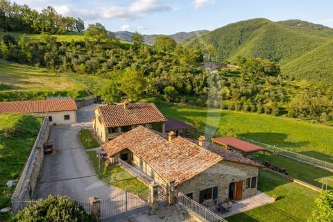 Farm hus i Sansepolcro, Arezzo, Sansepolcro - € 1.200.000 | Ref: a1190ta12837 - foto 7