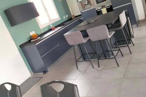 Villa a Oradour-sur-Glane, Haute-Vienne, Oradour-sur-Glane - € 845/mes | Ref: Maison_oradoursg - foto 3