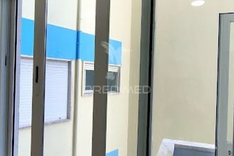 Lejlighed i Amadora, Lisbon, Amadora - € 255.000 | Ref: 061130 - foto 11