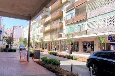 Lejlighed i Amadora, Lisbon, Amadora - € 255.000 | Ref: 061130 - foto 23