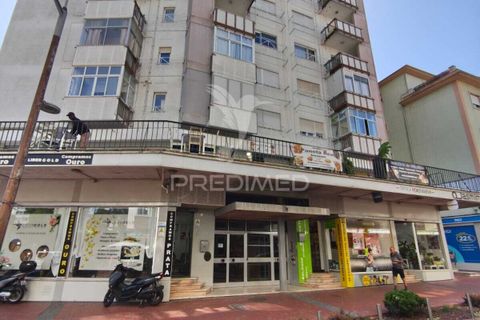 Lejlighed i Amadora, Lisbon, Amadora - € 255.000 | Ref: 061123 - foto 17