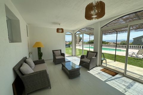 Villa i Manosque, Alpes-de-Haute-Provence, Manosque - € 395 000 | Ref: 830036731320 - foto 2