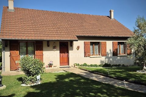 Villa a Bourges, Cher, Bourges - € 315.000 | Ref: 830031560501 - foto 2