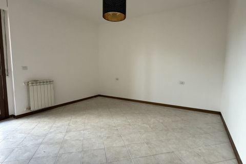 Apartament a Prato, Prato, Prato - € 167.000 | Ref: RB167 - foto 8