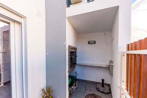 Villa i Loures, Lisbon, Loures - € 380.000 | Ref: C0483-01879 - foto 12