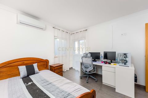 Villa i Loures, Lisbon, Loures - € 380.000 | Ref: C0483-01879 - foto 16