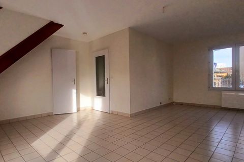 Villa a Orleans, Loiret, Orleans - € 995/mes | Ref: 6366015 - foto 2