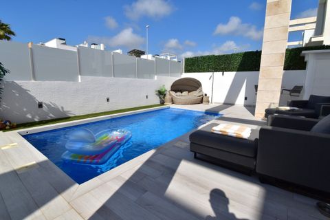 Villa i Cabo Roig, Alicante, Cabo Roig - € 619.950 | Ref: CSPX-90434 - foto 4