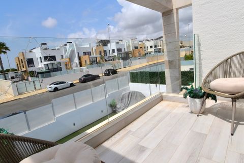 Villa i Cabo Roig, Alicante, Cabo Roig - € 619.950 | Ref: CSPX-90434 - foto 19