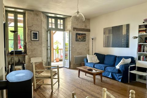 Villa a Aubeterre-sur-Dronne, Charente, Aubeterre-sur-Dronne - € 250.000 | Ref: BVI85933 - foto 3