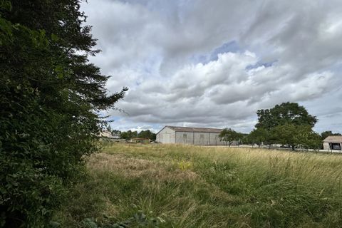 Helårsgrund i Aigre, Charente, Aigre - € 56.000 | Ref: BVI85908 - foto 6