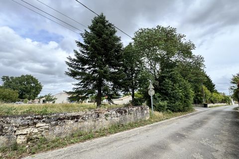 Helårsgrund i Aigre, Charente, Aigre - € 56.000 | Ref: BVI85908 - foto 10