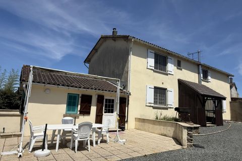 Villa i Le Busseau, Deux-Sevres, Le Busseau - € 260.000 | Ref: BVI80774 - foto 1