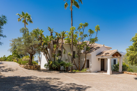 Villa en Marbella, Malaga, Marbella - € 1.795.000 | Ref: BLXR-1340 - photo 4