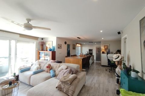 Villa a Torrevieja, Alicante, Torrevieja - € 465.000 | Ref: AG19MLSC2424807 - foto 4