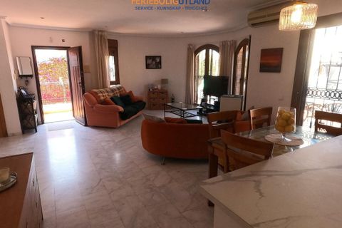 Villa en Algorfa, Alicante, Algorfa - € 449.995 | Ref: FBU22148 - photo 3