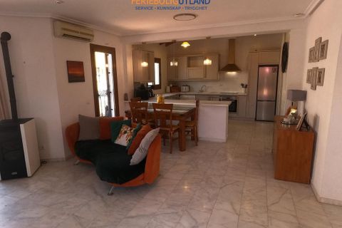 Villa en Algorfa, Alicante, Algorfa - € 449.995 | Ref: FBU22148 - photo 8
