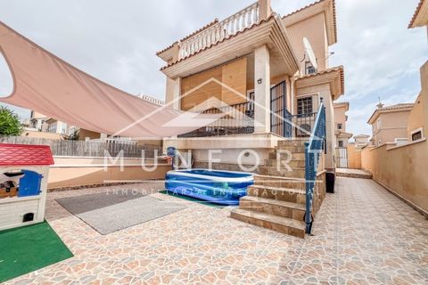 Villa in Orihuela Costa, Alicante - foto 2