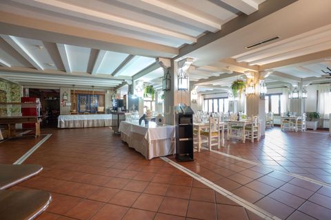 Erhvervsejendom i Monachil, Granada, Monachil - € 2.500.000 | Ref: 0163-00286 - foto 38