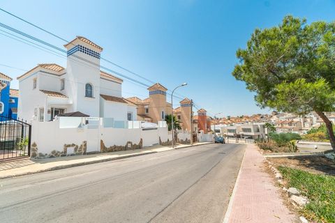 Villa a San Miguel De Salinas, Alicante - foto 1