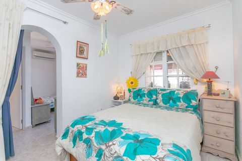 Villa a Los Balcones, Alicante, Los Balcones - € 329.950 | Ref: V-31292 - foto 19