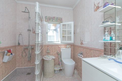 Villa a Los Balcones, Alicante, Los Balcones - € 329.950 | Ref: V-31292 - foto 23