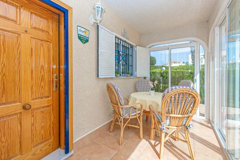 Byhus i Playa Flamenca, Alicante, Playa Flamenca - € 270.000 | Ref: V-30080 - foto 10