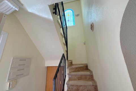 Villa i Cabo Roig, Alicante, Cabo Roig - € 349.950 | Ref: V-65629 - foto 17