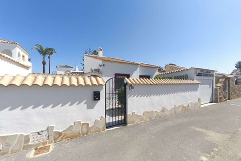 Villa a Orihuela, Alicante, Orihuela - € 390.000 | Ref: C-1186 - foto 2