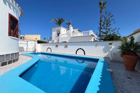Villa a Orihuela, Alicante, Orihuela - € 390.000 | Ref: C-1186 - foto 5