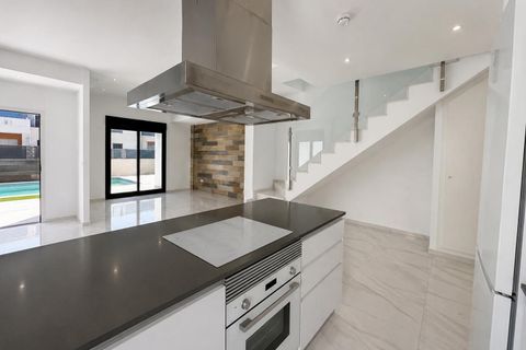 Villa a Polop, Alicante, Polop - € 489.000 | Ref: 00837A - foto 2