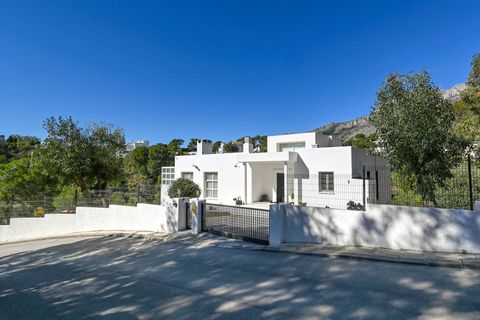 Villa en Altea, Alicante, Altea - € 1.295.000 | Ref: TAALT2785 - photo 1