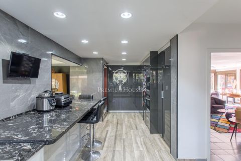 Villa i Alella, Barcelona, Alella - € 1.395.000 | Ref: PH103686/3699 - foto 12