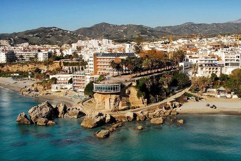 Villa en Nerja, Malaga, Nerja - € 750.000 | Ref: MLH1014 - photo 25