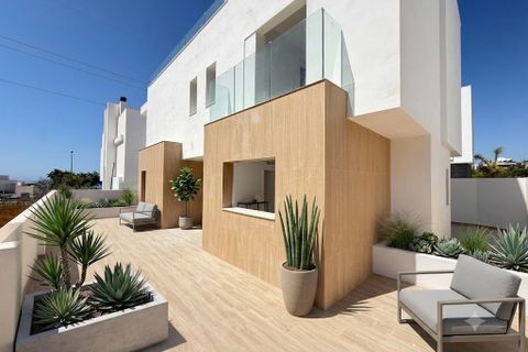 Villa en Nerja, Malaga, Nerja - € 775.000 | Ref: MLH1012 - photo 3