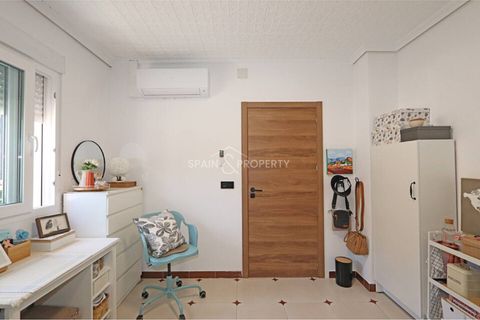 Villa i Montroy, Valencia, Montroy - € 265.000 | Ref: 091459 - foto 5