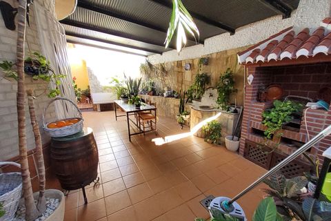 Villa i Almunecar, Granada, Almunecar - € 1.400.000 | Ref: PSRE-V1222 - foto 9