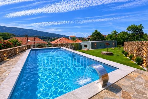 Villa i Venade e Azevedo, Viana do Castelo, Venade e Azevedo - € 570.000 | Ref: R5543 - foto 1