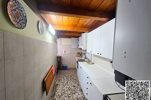 Lejlighed i Naples, Naples, Naples - € 154.000 | Ref: IOL-1663 - foto 4