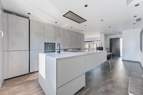 Villa i Brignais, Rhone, Brignais - € 770.000 | Ref: 6900410320 - foto 6