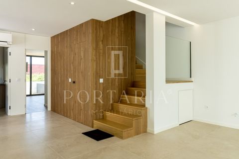 Villa i Aveiro, Aveiro, Aveiro - € 820.000 | Ref: PRT268 - foto 1