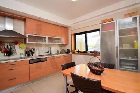 Villa i Alcabideche, Lisbon, Alcabideche - € 1.100.000 | Ref: KWPT-033576 - foto 18