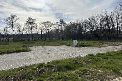 Helårsgrund i Valence, Drome, Valence - € 112.000 | Ref: SA280526lacanopeevalence - foto 2
