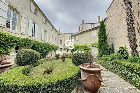 Villa i Saintes, Charente-Maritime, Saintes - € 899.000 | Ref: 00120PB - foto 1