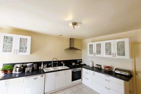 Villa i Sauveterre-de-Guyenne, Gironde, Sauveterre-de-Guyenne - € 249.900 | Ref: BVI85713 - foto 3