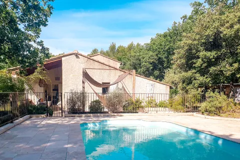 Villa i Mérindol, Vaucluse, Mérindol - € 649.000 | Ref: BVI85838 - foto 1