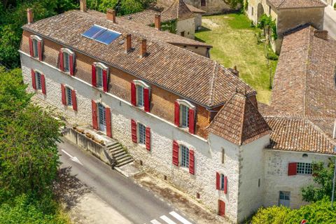 Villa i Casteljaloux, Lot-et-Garonne, Casteljaloux - € 995.000 | Ref: BVI69804 - foto 1