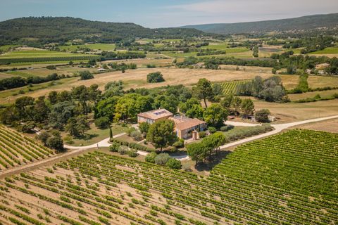 Villa i Apt, Vaucluse, Apt - € 3.480.000 | Ref: BVI79855 - foto 2