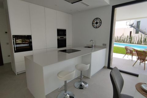 Villa a Finestrat, Alicante, Finestrat - € 3.999/mes | Ref: ALQF019/6084 - foto 8